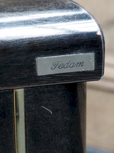 Marie-Pierre, la table basse en travertin et laiton N°75