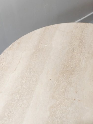 Marie-Pierre, la table basse en travertin N°46