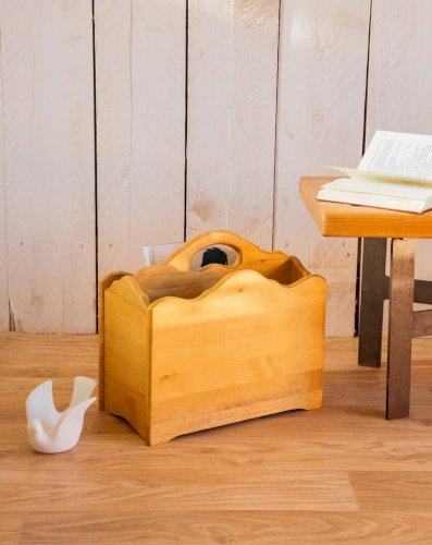 Marius, le porte-revue en bois N°215