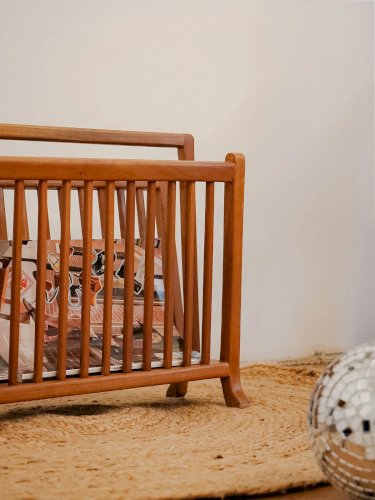 Marius, le porte-revues en hêtre N°223