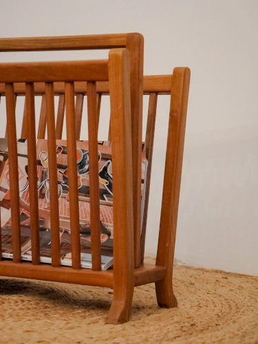 Marius, le porte-revues en hêtre N°223