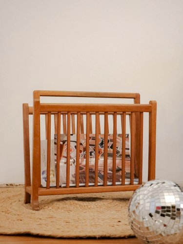 Marius, le porte-revues en hêtre N°223