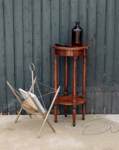 Marius, the brass magazine holder No. 167