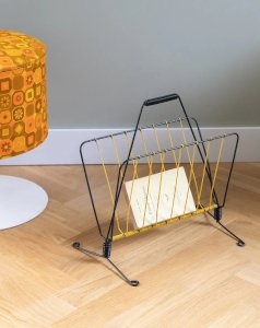 Marius, the metal magazine rack No. 132