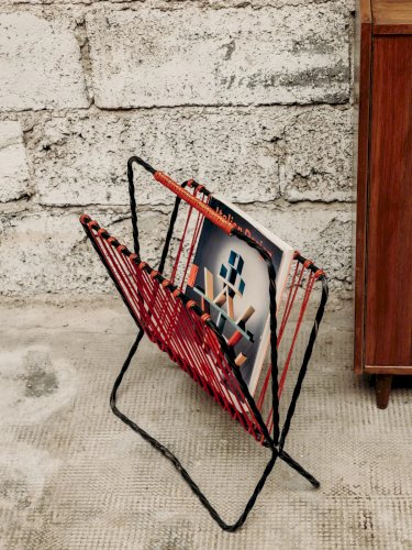 Marius, le porte-revues en métal N°152