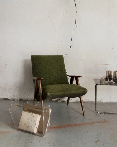 Marius, le porte-revues en plexiglass N°140