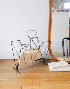 Marius, the number 173 scoobidoo magazine rack.