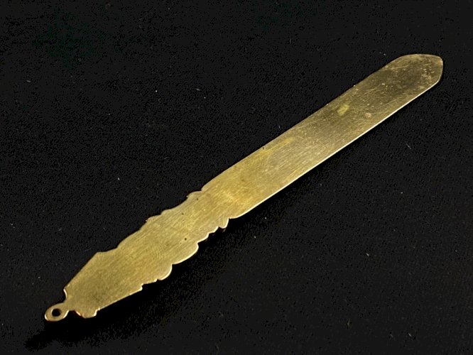 Marque-pages en bronze à décor d'oiseau Japon fin XIXe période Meiji