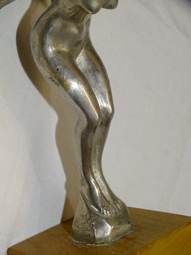-MASCOTTE SIGNEE AEL BRONZE ARGENTE PLONGEUSE sur SOCLE BOIS ALBERT ? COLLECTION