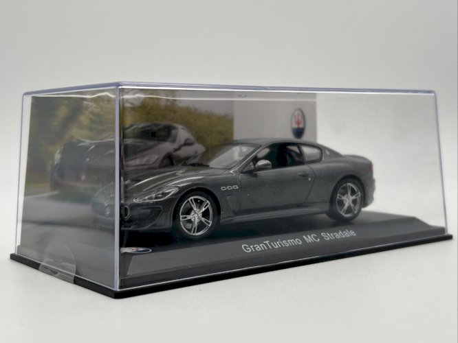 Maserati GranTurismo MC Stradale 1/43 Leo Models