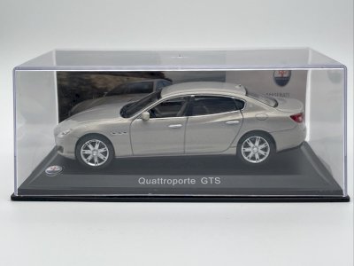 Maserati Quattroporte GTS 1/43 Leo Models