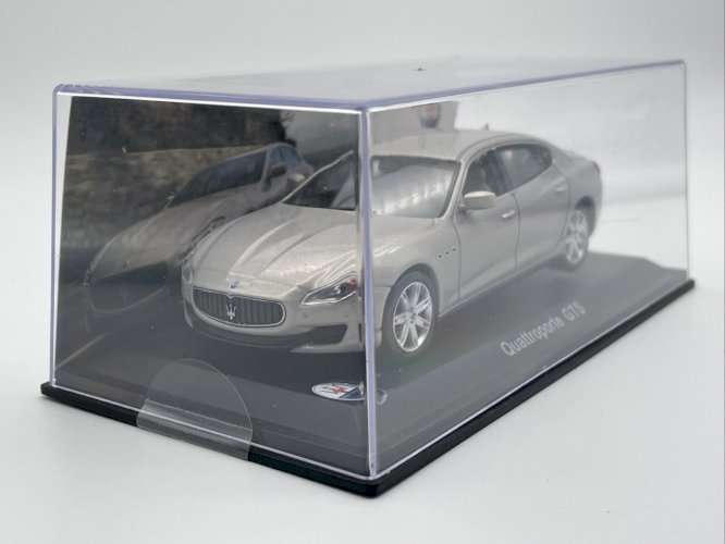 Maserati Quatroporte GTS 1/43 Leo Models