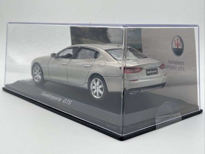 Maserati Quatroporte GTS 1/43 Leo Models