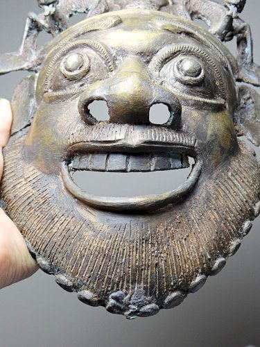 Masque Africain en Bronze vintage Bamoun, Cameroun