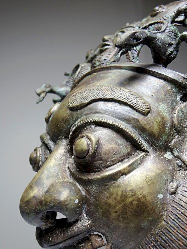 Masque Africain en Bronze vintage Bamoun, Cameroun