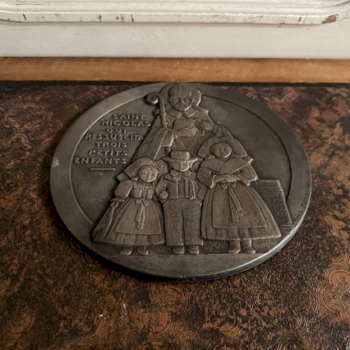 Matrice médaille en métal par Anie Mouroux Saint Nicolas XXe M3581