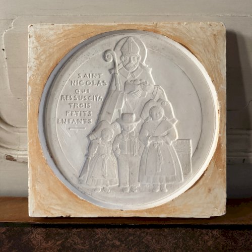 Matrice médaille en plâtre de Saint Nicolas par Anie Mouroux XXe M3574