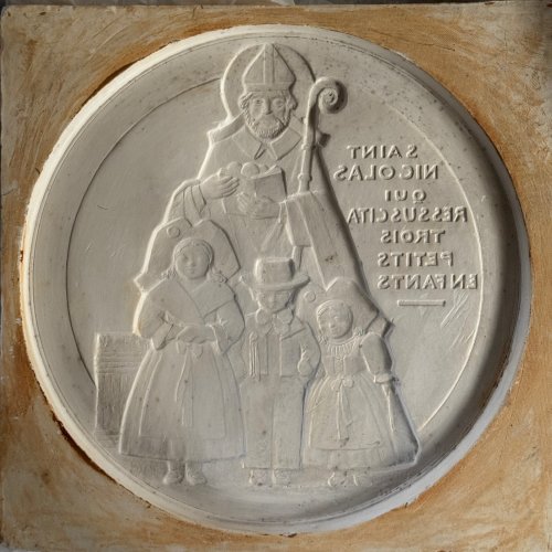 Matrice médaille en plâtre de Saint Nicolas par Anie Mouroux XXe M3574