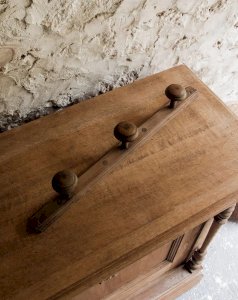 Max, the large wooden coat rack No. 95