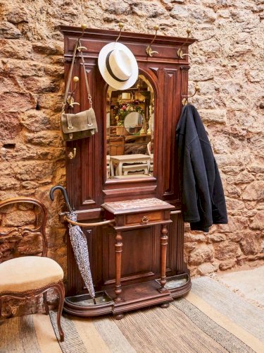 Max, le porte-manteau en bois et marbre N°216