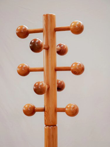 Max, le porte-manteau en pin N°249