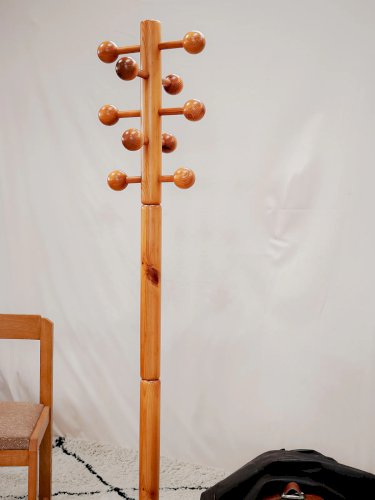 Max, le porte-manteau en pin N°249