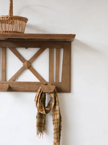 Max, le porte-manteau mural en bois N°259