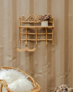 Max, le porte-manteaux en rotin N°190