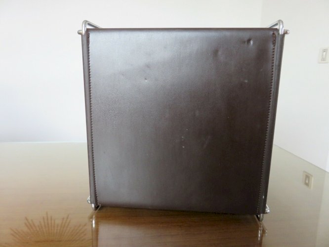 MAX SAUZE CORBEILLE A PAPIER MODELE  ISOCELE  METAL CHROME ET SIMILI CUIR 1970