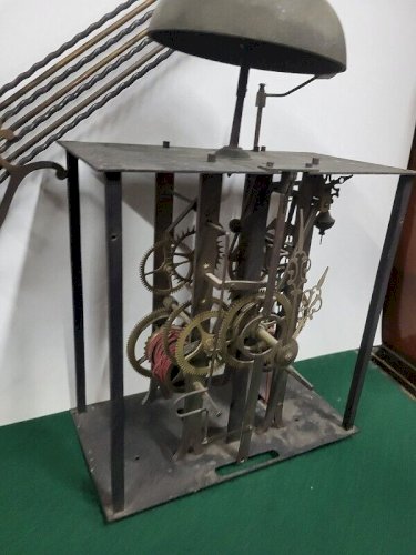 MECANISME D'HORLOGE COMTOISE AVEC BALANCIER N10