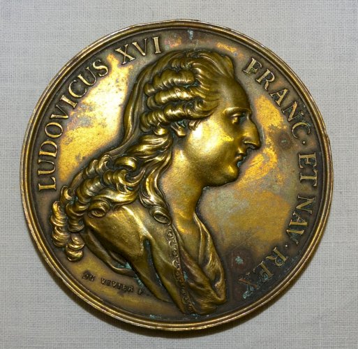 -MEDAILLE DE TABLE BRONZE LUDOVICUS XVI FRANCE & NAVARR REGINA PAR DUVIVIER F. D