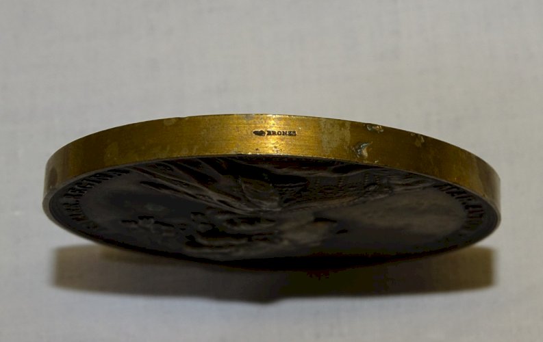 -MEDAILLE DE TABLE BRONZE LUDOVICUS XVI FRANCE & NAVARR REGINA PAR DUVIVIER F. D