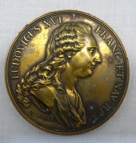 -MEDAILLE DE TABLE BRONZE LUDOVICUS XVI FRANCE & NAVARR REGINA PAR DUVIVIER F. D
