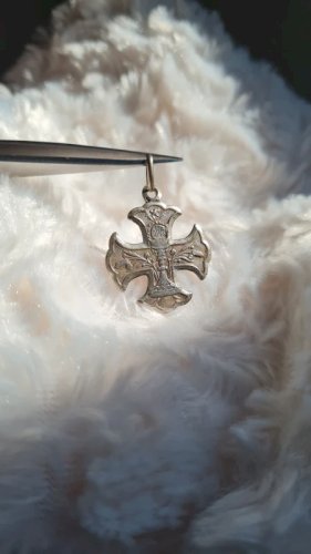 Médaille religieuse en argent JHS  croix communion  ancienne