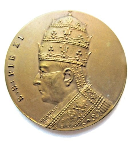 Médaille religieuse en bronze: le Pape S. S. PIE XI, au revers: ADOREMUS PAX