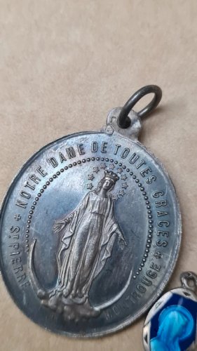 médailles religieuses anciennes en argent