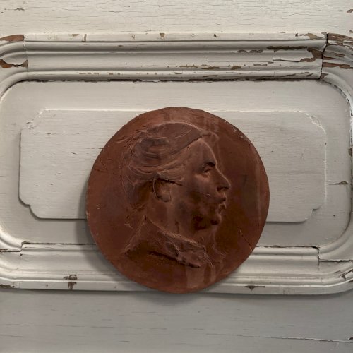 Médaillon en terre cuite par Charles Filleul travail d'atelier XXe M3543