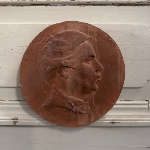 Médaillon en terre cuite par Charles Filleul travail d'atelier XXe M3543