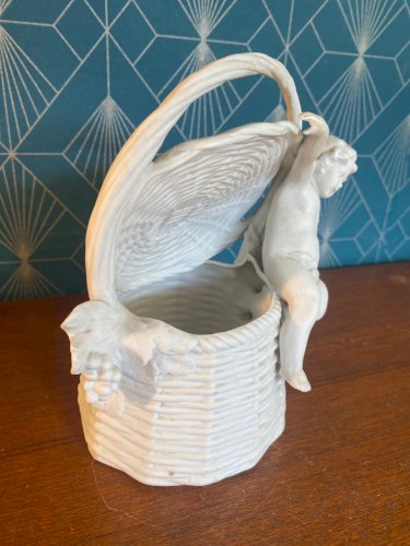 Meissen biscuit, joli lot, Sculptures porcelaine, XIXème, numérotés et marqués au revers.
