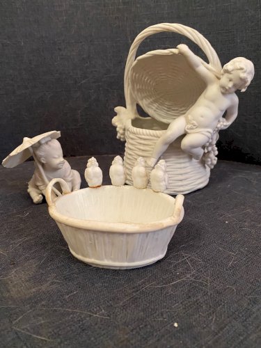 Meissen biscuit, joli lot, Sculptures porcelaine, XIXème, numérotés et marqués au revers.