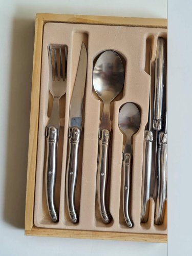 Ménagère 24 pièces Laguiole, inox