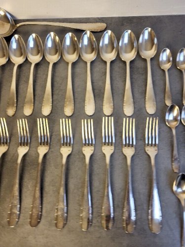 MENAGERE ART DECO ARGENTAL DE 36 PIECES