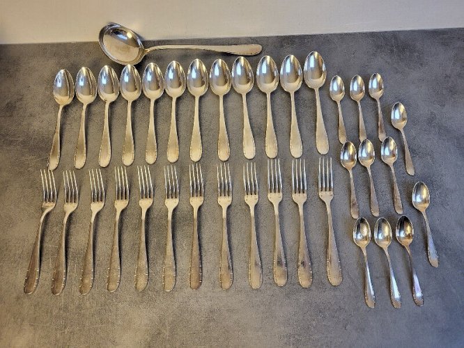 MENAGERE ART DECO ARGENTAL DE 36 PIECES