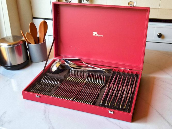 Ménagère en inox 52 pièces - Guy Degrenne