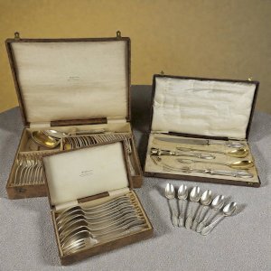 Ercuis 61-piece flatware set
