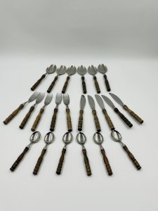 Vintage 22-piece kitchen set with wooden-style handles