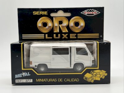 Mercedes-Benz MB 100 1/50 Oro Luxe