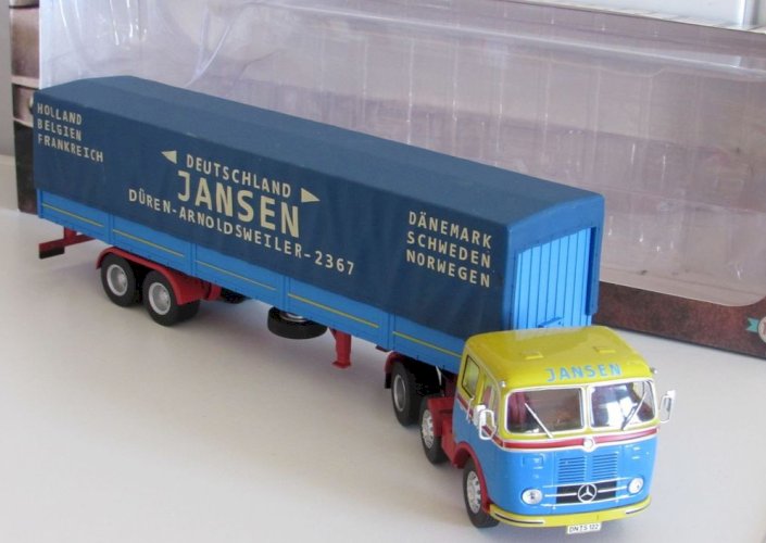 Mercedes Transporteur Jansen  1/43 IXO Altaya