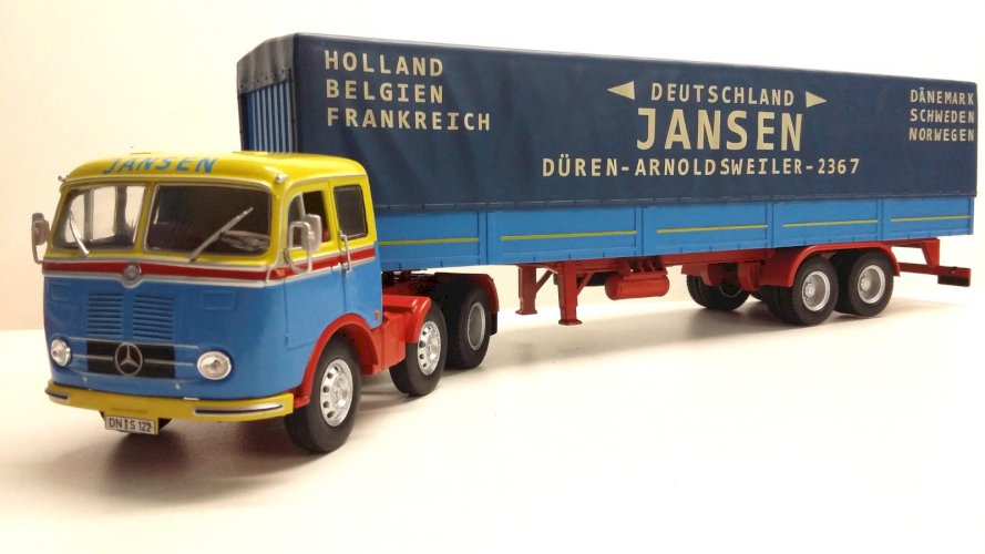 Mercedes Transporteur Jansen  1/43 IXO Altaya