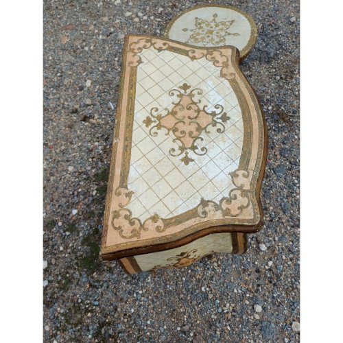 Meuble chevet Ventru en Bois doré + Tablette